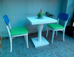 Bàn ghế gỗ cafe nệm xanh